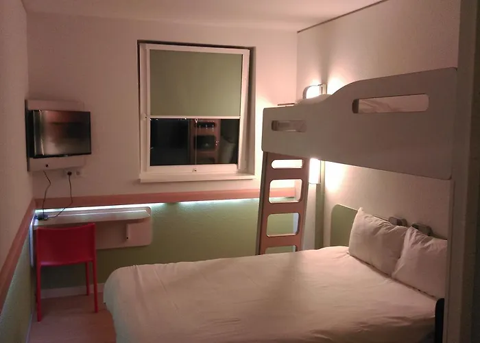 Hotel Ibis Budget Altona 2*